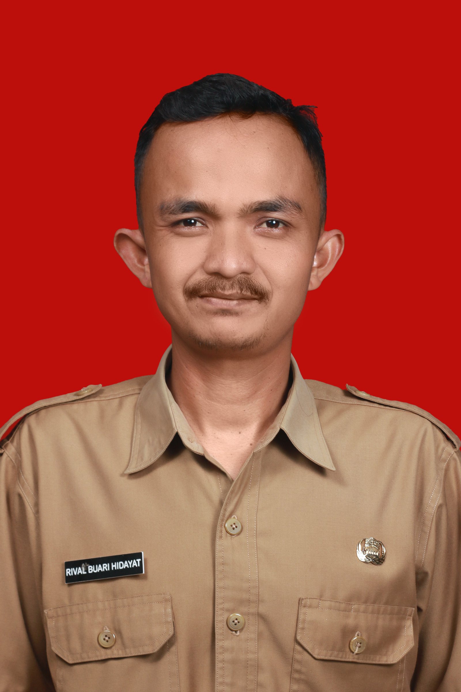 Rival Buari Hidayat, M.Pd